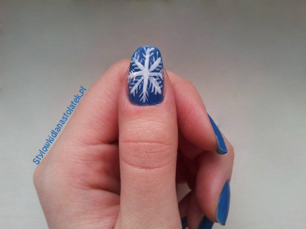 Jak zrobić paznokcie śnieżynki krok po kroku
