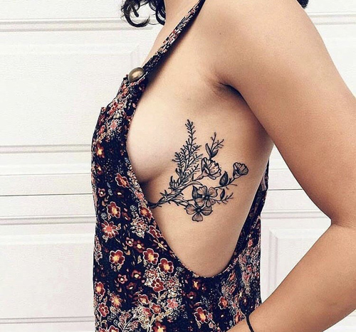 tatuaże z motywem kwiatowym